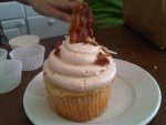 Bacon Cupcake.jpg